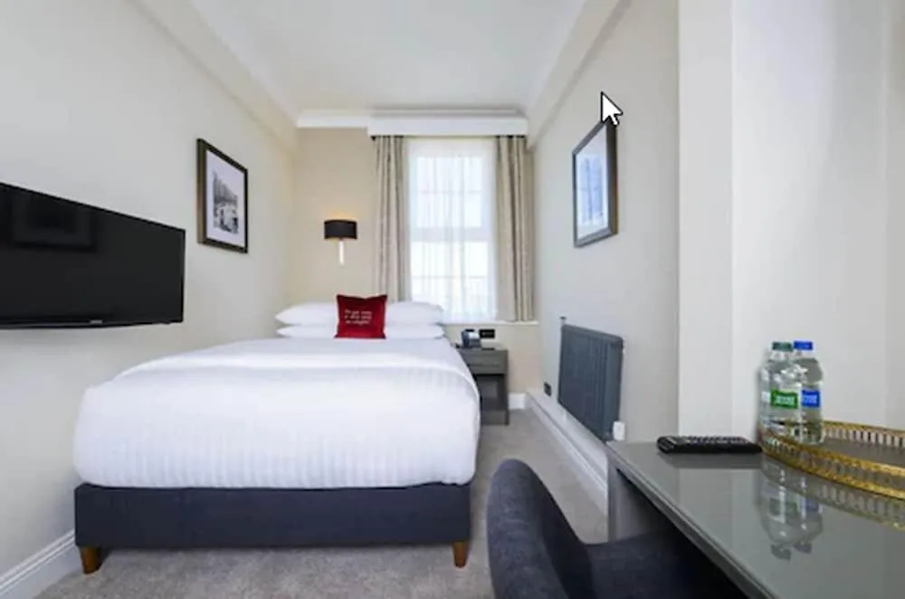 The Metropole Hotel Cork 4*,