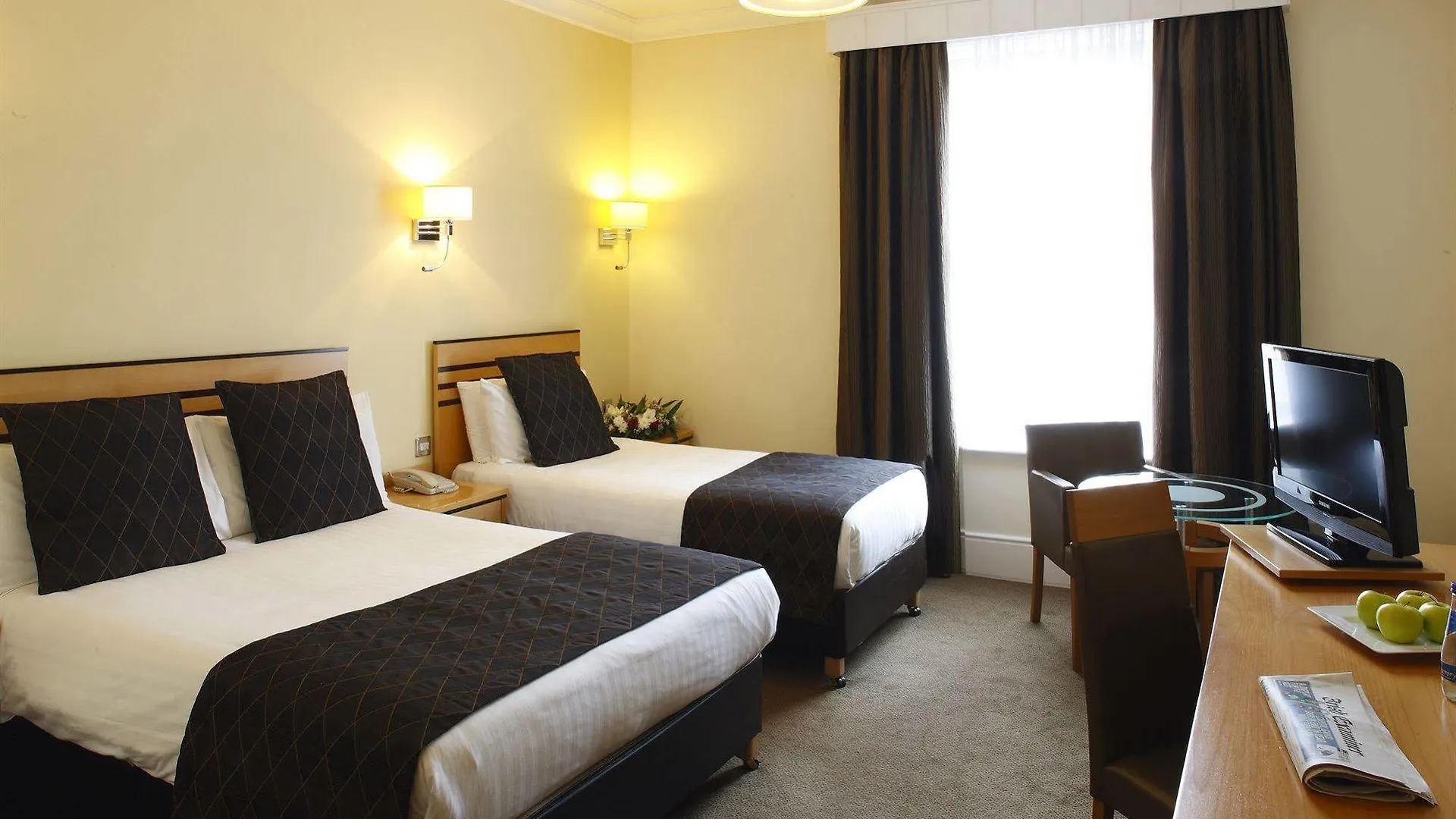 The Metropole Hotel Cork 4*,